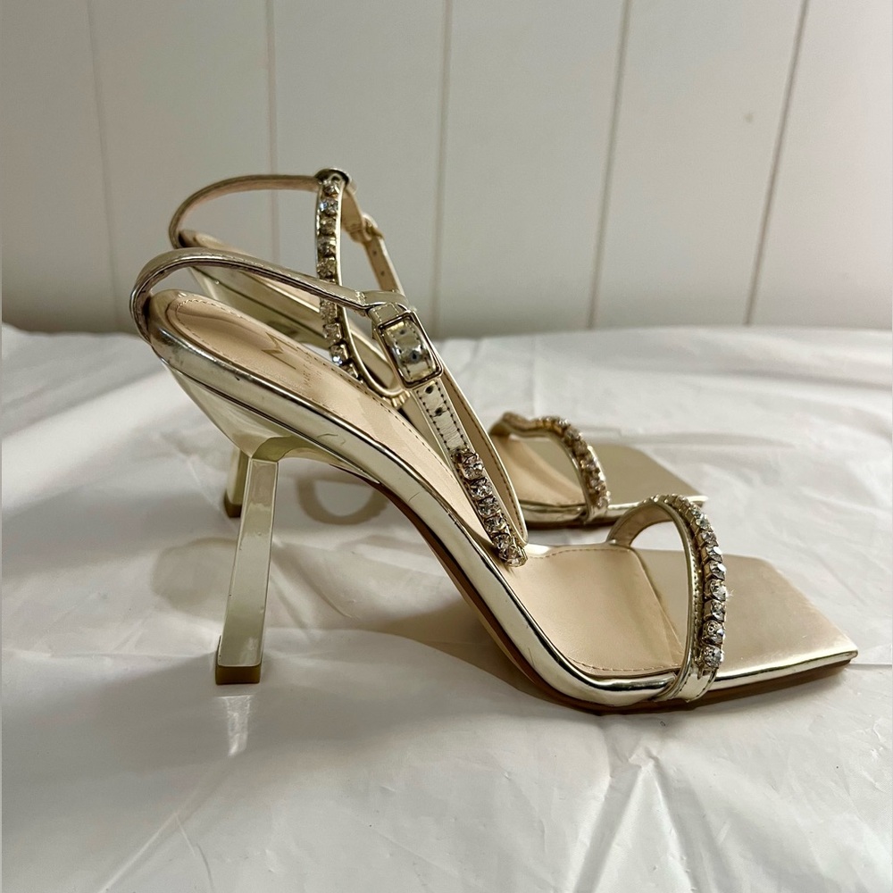 Marc Fisher heeled sandals rhinestones ankle strap size 7.5M light gold